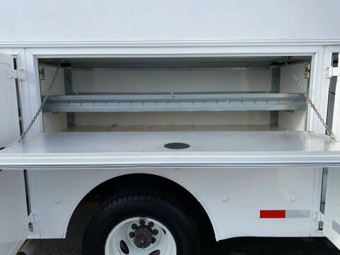 2013 Ford E-Series E-450 SD