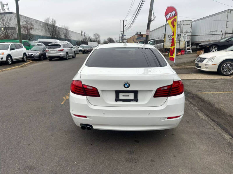 2016 BMW 5 Series 528i xDrive