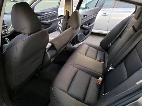 2021 Nissan Altima 2.5 SV