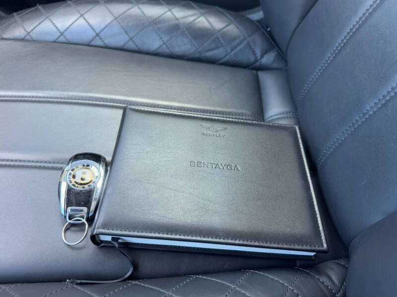 2019 Bentley Bentayga V8