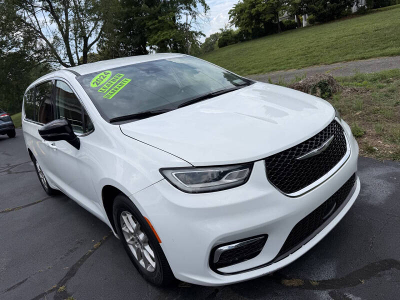 2024 Chrysler Pacifica Touring L