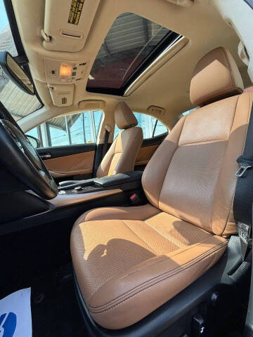 2015 Lexus IS 250 Crafted Line