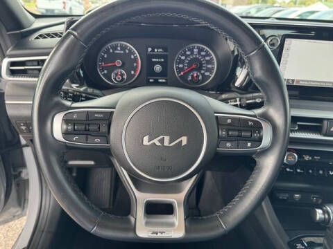 2023 Kia K5