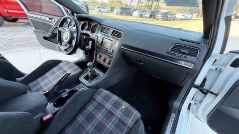 2015 Volkswagen Golf GTI S
