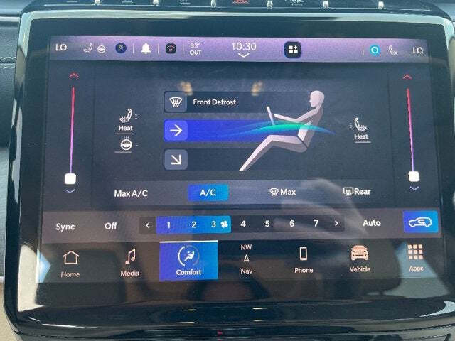 2022 Jeep Grand Cherokee 38