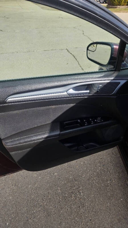 2013 Ford Fusion SE