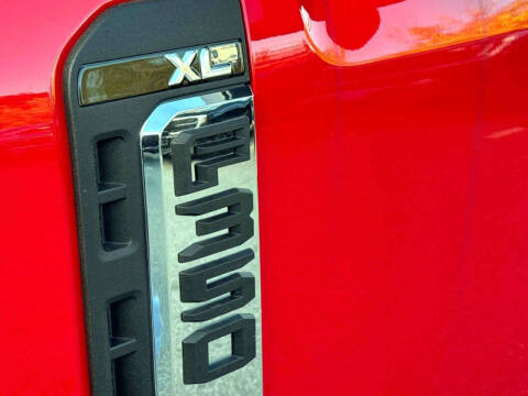 2025 Ford F-350 Super Duty XL