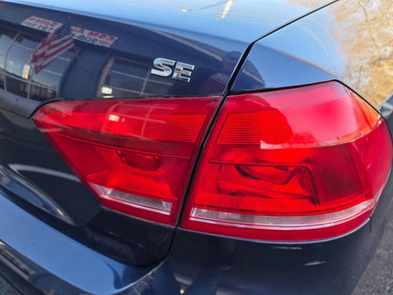 2012 Volkswagen Passat SE PZEV