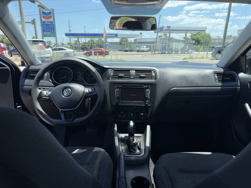 2015 Volkswagen Jetta