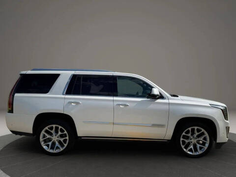 2019 Cadillac Escalade Platinum