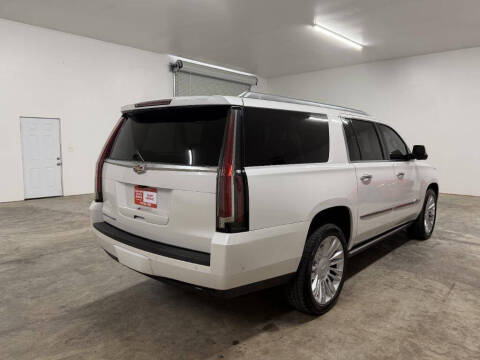 2017 Cadillac Escalade ESV Premium Luxury