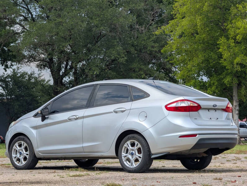 2016 Ford Fiesta SE
