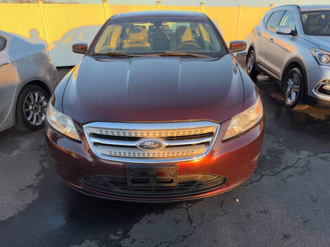 2011 Ford Taurus SEL