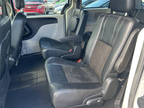 2019 Dodge Grand Caravan SXT 35th Anniversary Edition