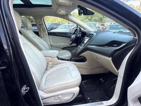 2017 Lincoln MKC Black Label
