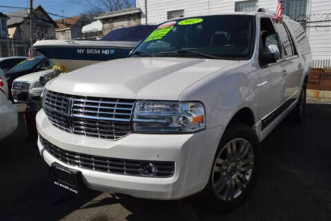 2012 Lincoln Navigator L