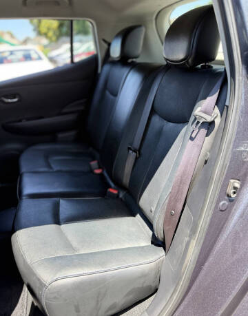 2013 Nissan LEAF S