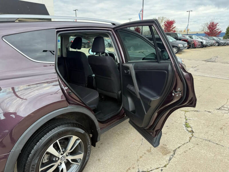 2017 Toyota RAV4 XLE