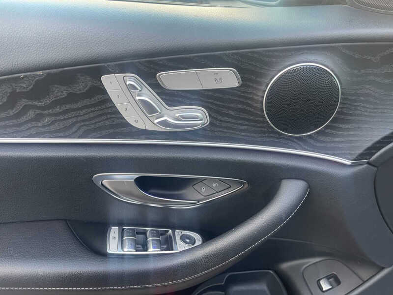 2019 Mercedes-Benz E-Class E 300