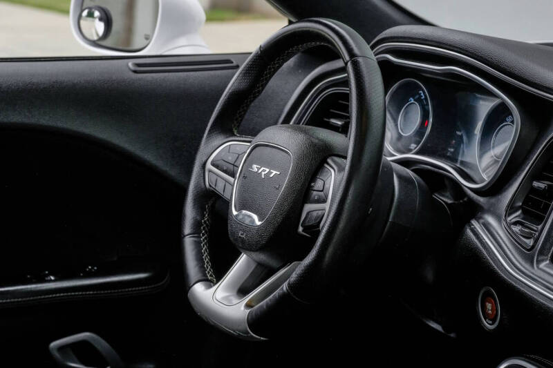 2015 Dodge Challenger SRT 392