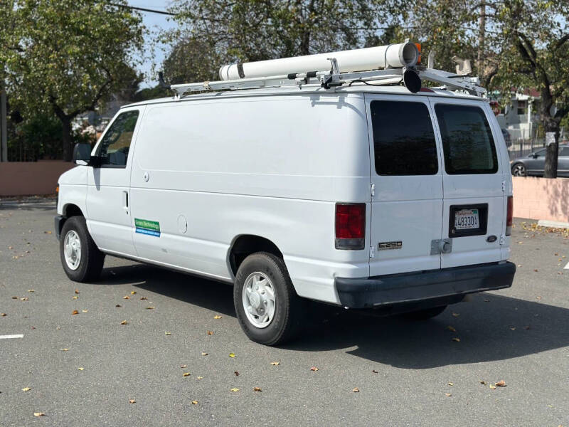 2009 Ford E-Series E-250