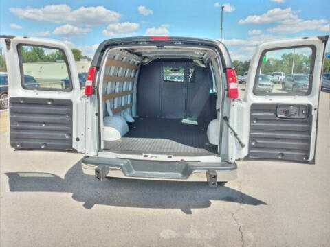 2023 Chevrolet Express 2500