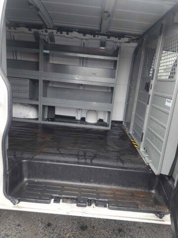 2017 Chevrolet Express 2500