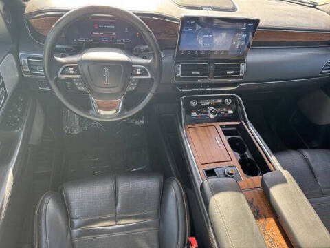 2022 Lincoln Navigator L Black Label