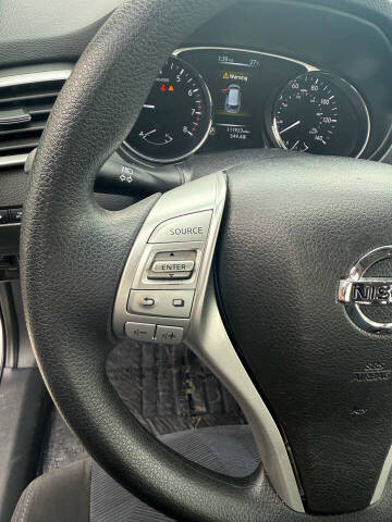 2015 Nissan Rogue SV