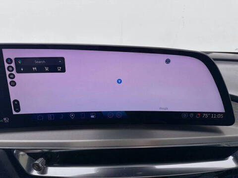 2024 Cadillac LYRIQ Luxury 1