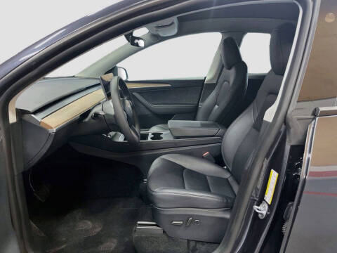 2025 Tesla Model Y Long Range