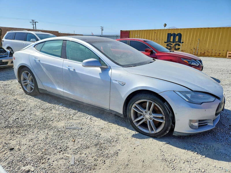 2014 Tesla Model S