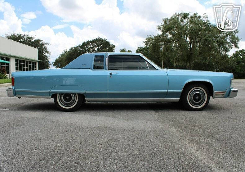 1977 Lincoln Continental