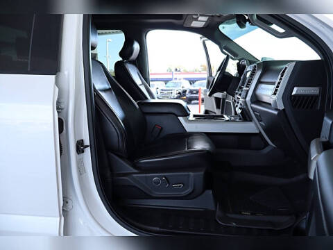 2017 Ford F-350 Super Duty Lariat