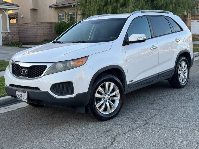 2011 Kia Sorento LX photo 2