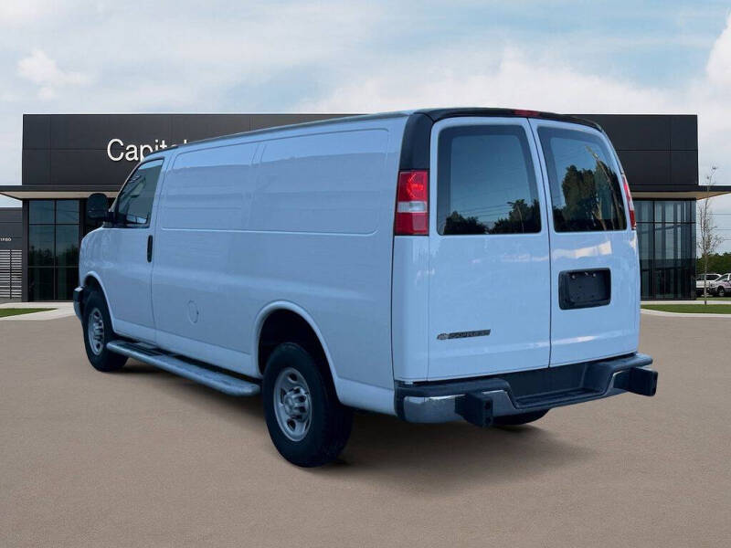 2024 Chevrolet Express 2500