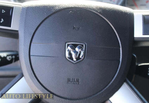 2008 Dodge Challenger SRT8