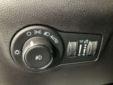 2023 Jeep Compass (Red) Edition