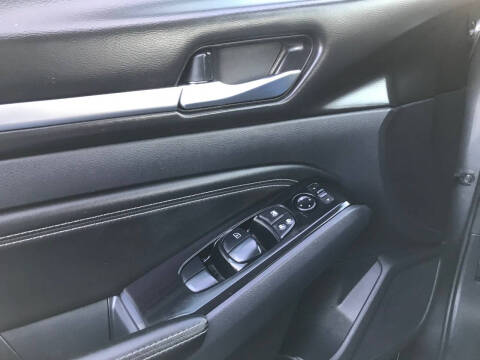 2021 Nissan Altima 2.5 SV