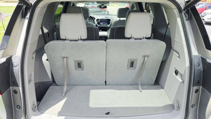 2019 GMC Acadia SLT-1