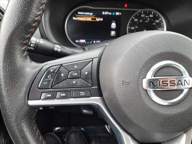 2019 Nissan Kicks SR