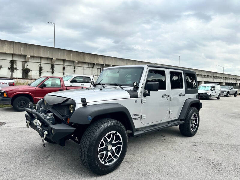 2011 Jeep Wrangler Unlimited Sport photo 3