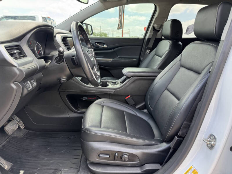 2021 GMC Acadia SLT