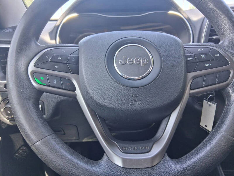 2019 Jeep Cherokee Latitude