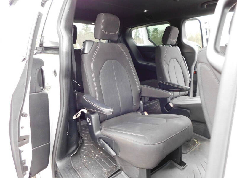 2020 Chrysler Pacifica Touring