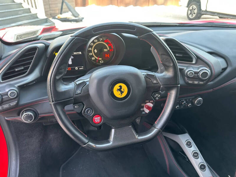 2016 Ferrari 488 GTB