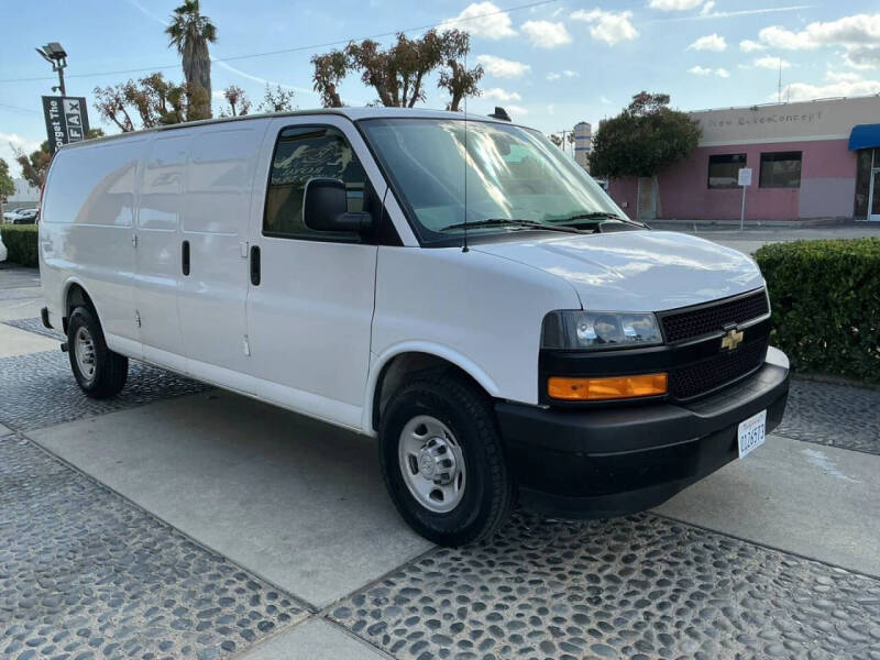2020 Chevrolet Express 2500