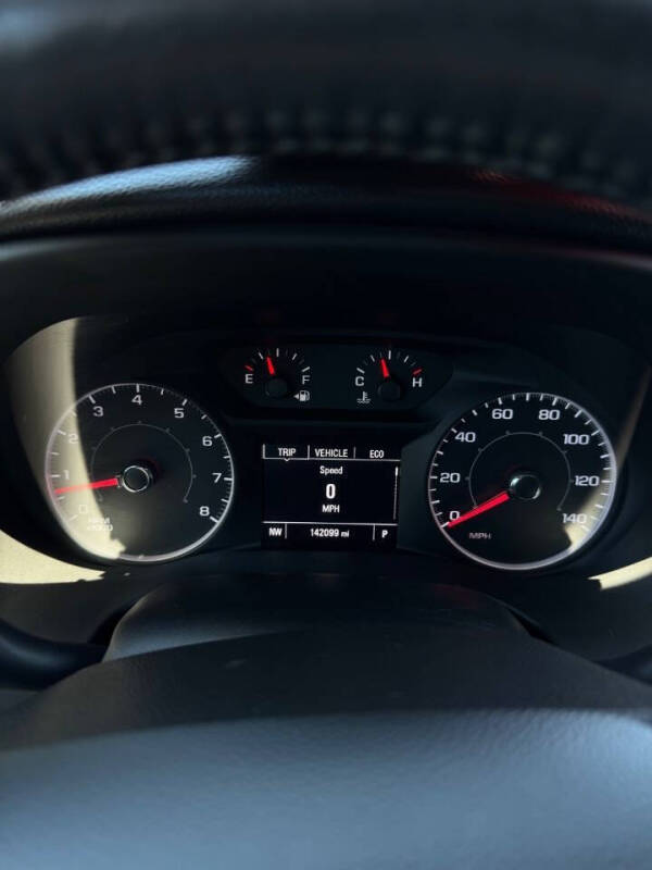 2017 GMC Acadia SLE-2
