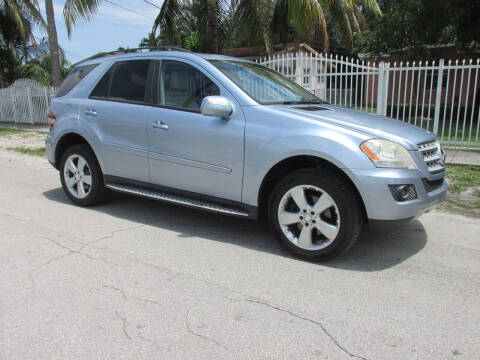 2009 Mercedes-Benz M-Class for sale at TROPICAL MOTOR CARS INC in Miami FL