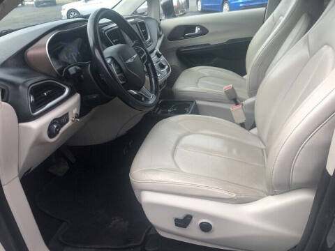 2019 Chrysler Pacifica Touring L